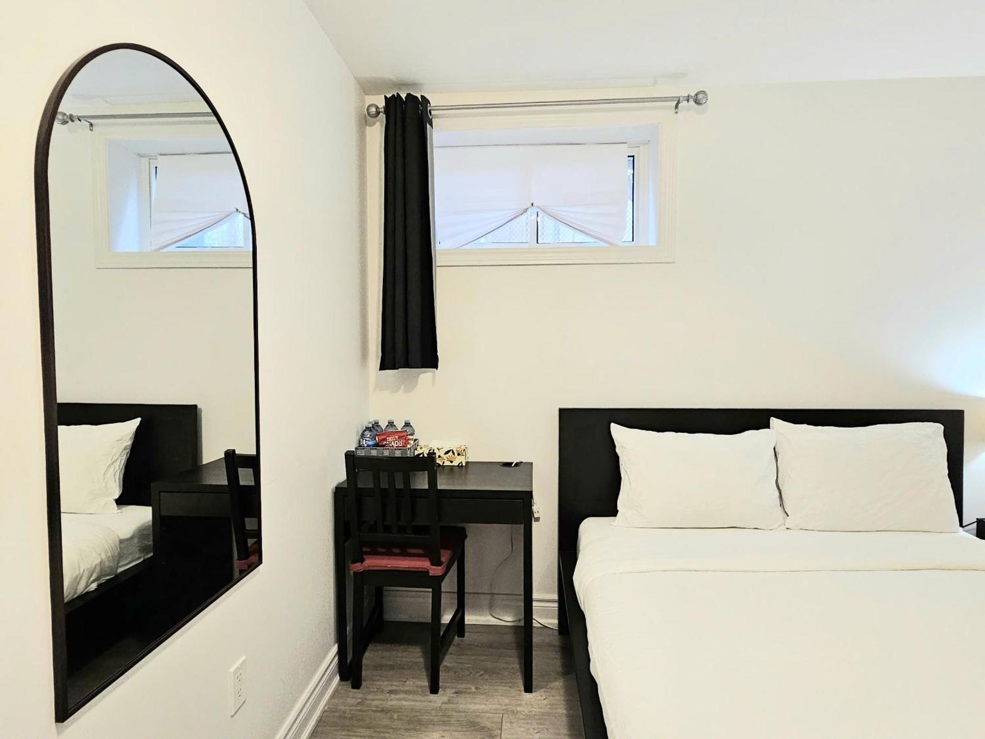A Home Away Τορόντο Εξωτερικό φωτογραφία